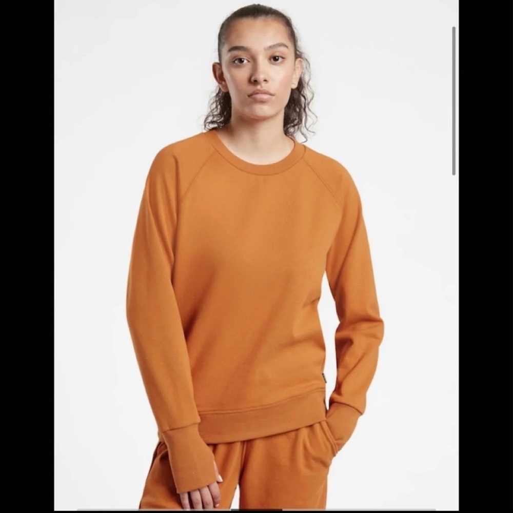 ISO Athleta Crewneck in Cattail Brown, Size Medium
